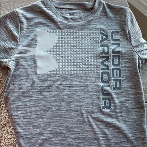 UA tee